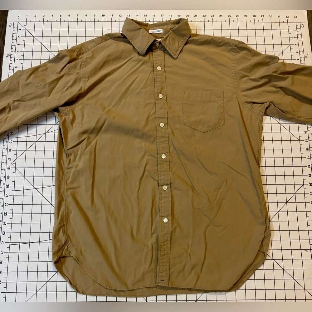 J. Crew Men’s Large Tan 2-Ply 100% Cotton Button‎ Down Shirt